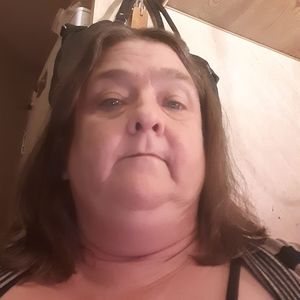 Meet your Posher, Connie